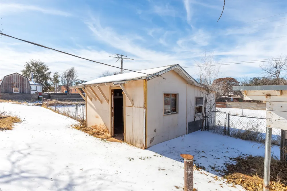 1902 Bristol Drive Sweetwater, TX 79556