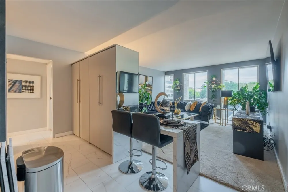 800 W 1st Street #502 Los Angeles, CA 90012