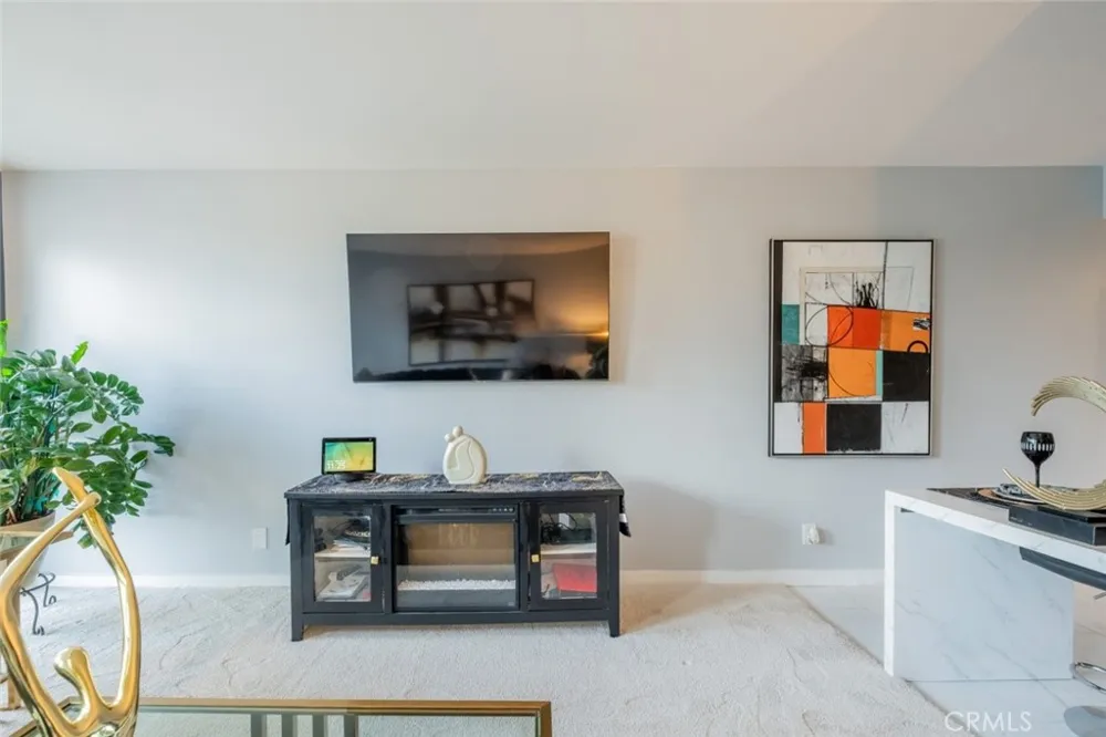 800 W 1st Street #502 Los Angeles, CA 90012