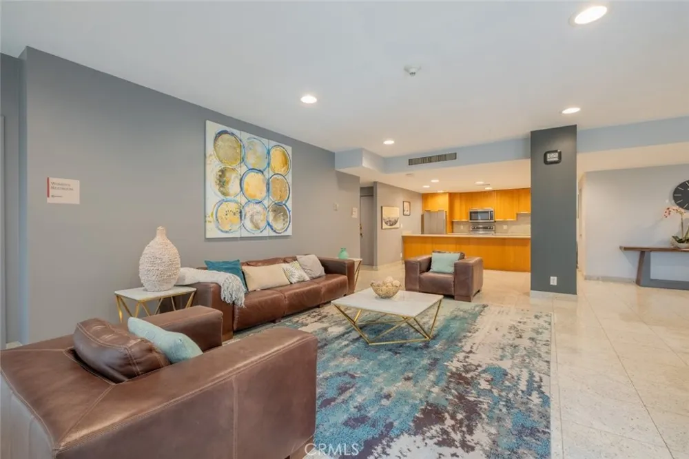 800 W 1st Street #502 Los Angeles, CA 90012