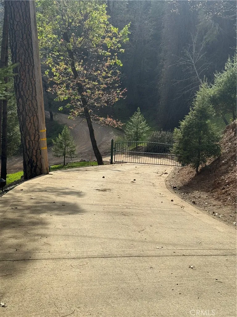 14986 Western Mine Road Middletown, CA 95461