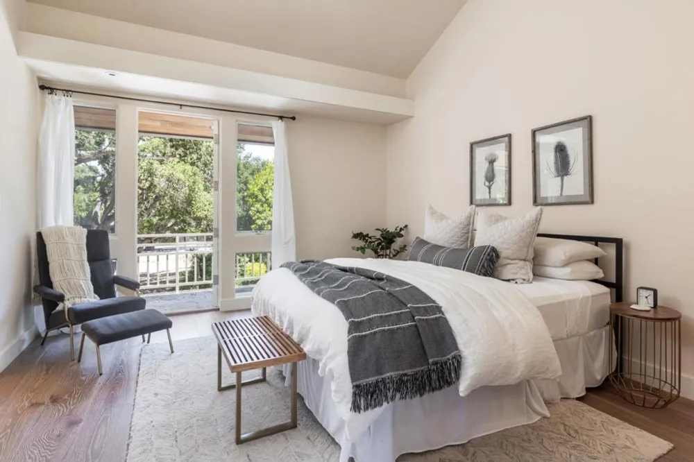 5466 Quail Way Carmel, CA 93923