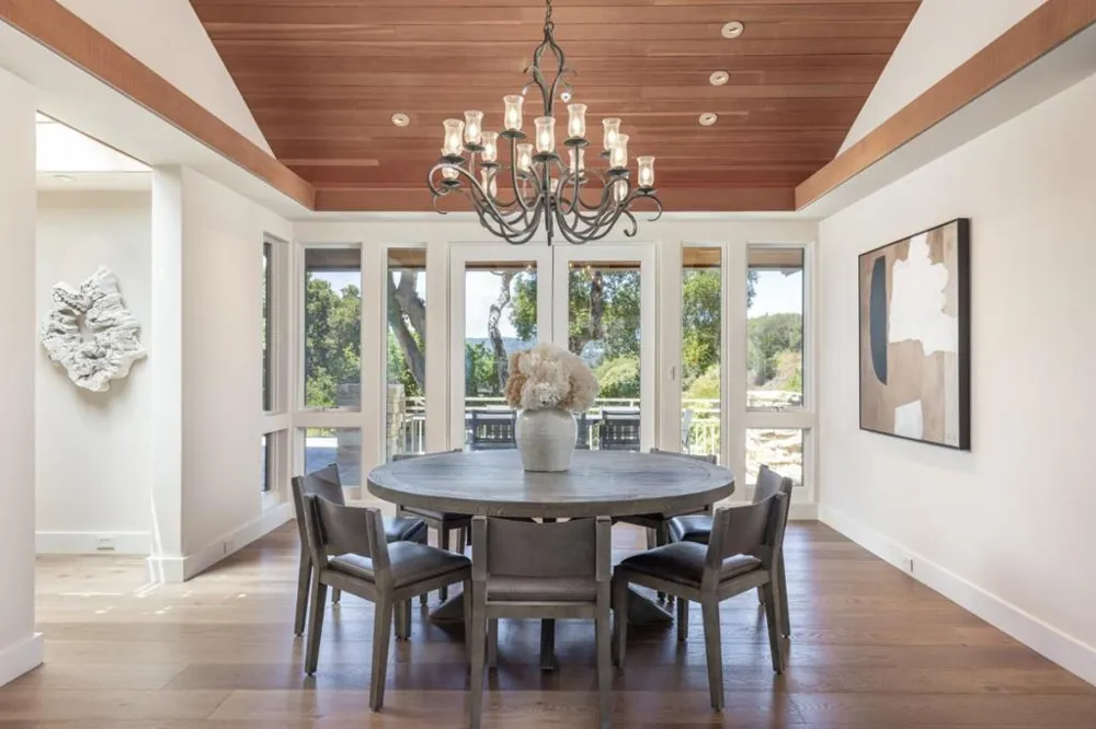 5466 Quail Way Carmel, CA 93923