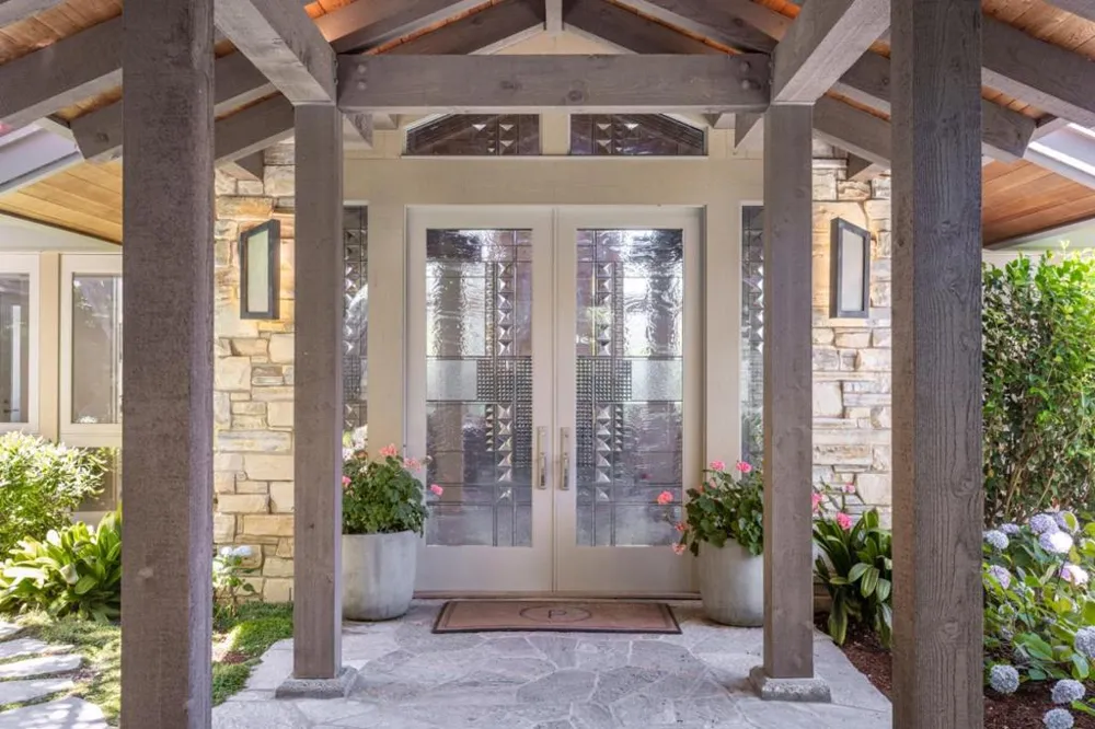 5466 Quail Way Carmel, CA 93923