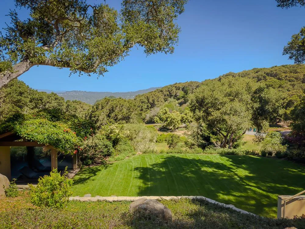 5466 Quail Way Carmel, CA 93923