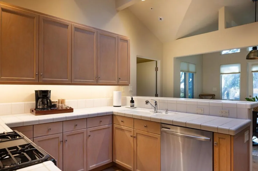 5466 Quail Way Carmel, CA 93923