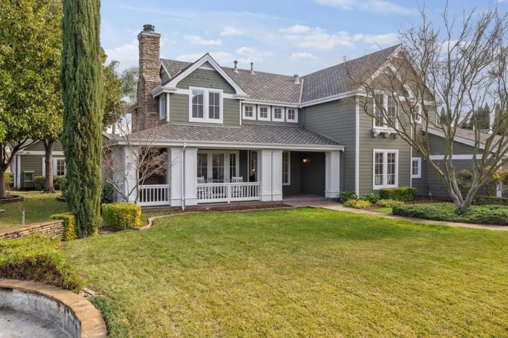 1450 Lakeview Court San Martin, CA 95046