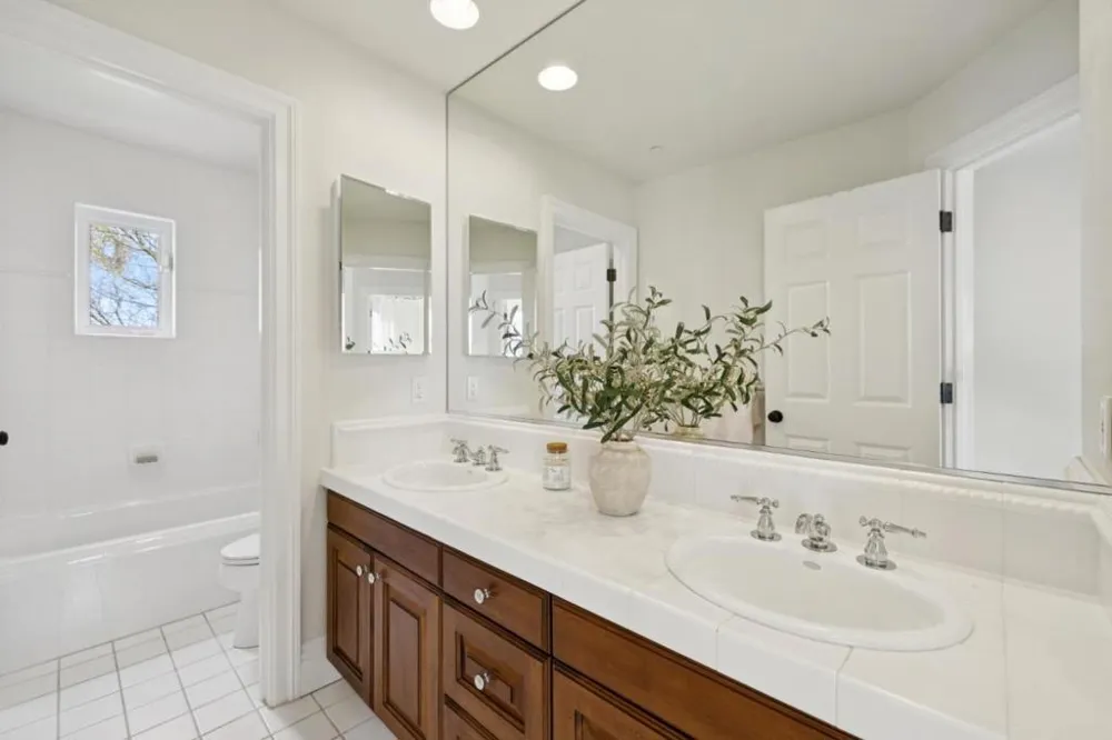 1450 Lakeview Court San Martin, CA 95046