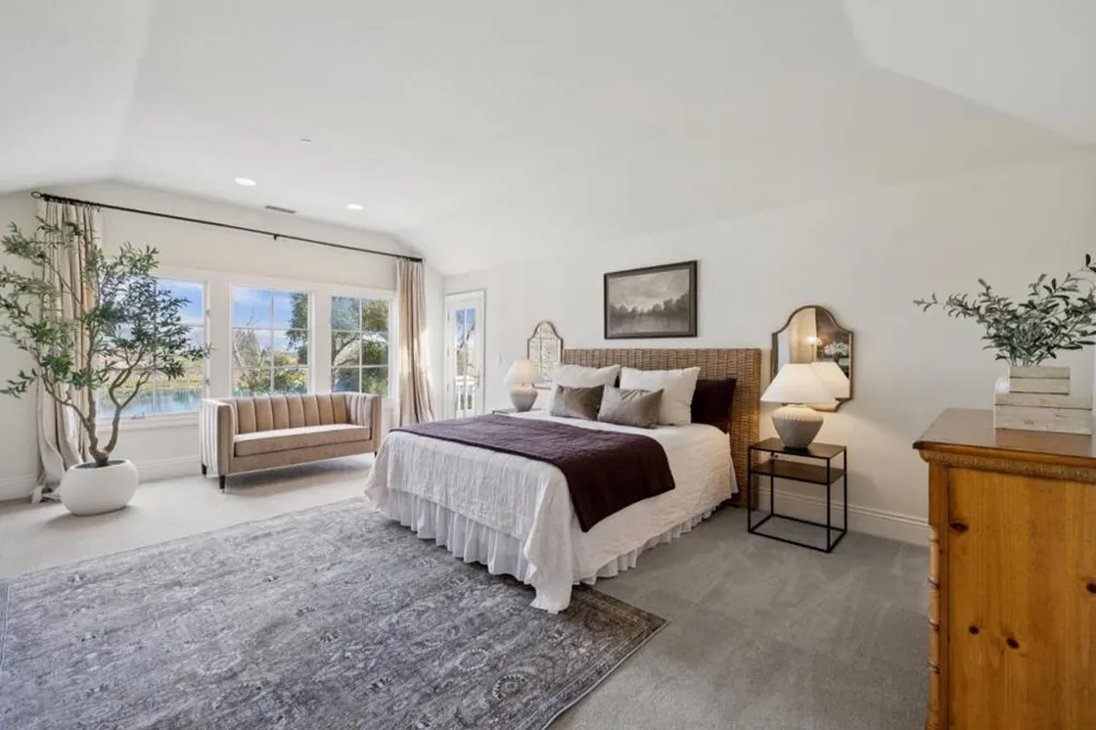 1450 Lakeview Court San Martin, CA 95046