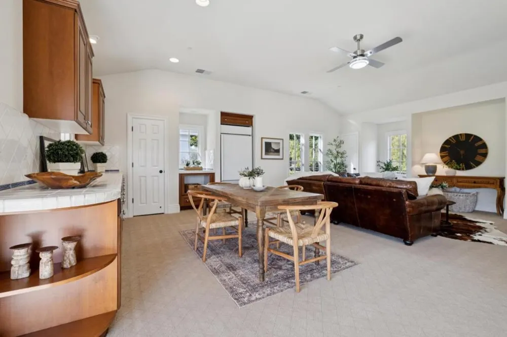 1450 Lakeview Court San Martin, CA 95046