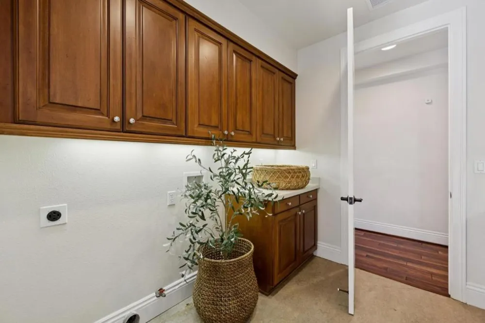 1450 Lakeview Court San Martin, CA 95046