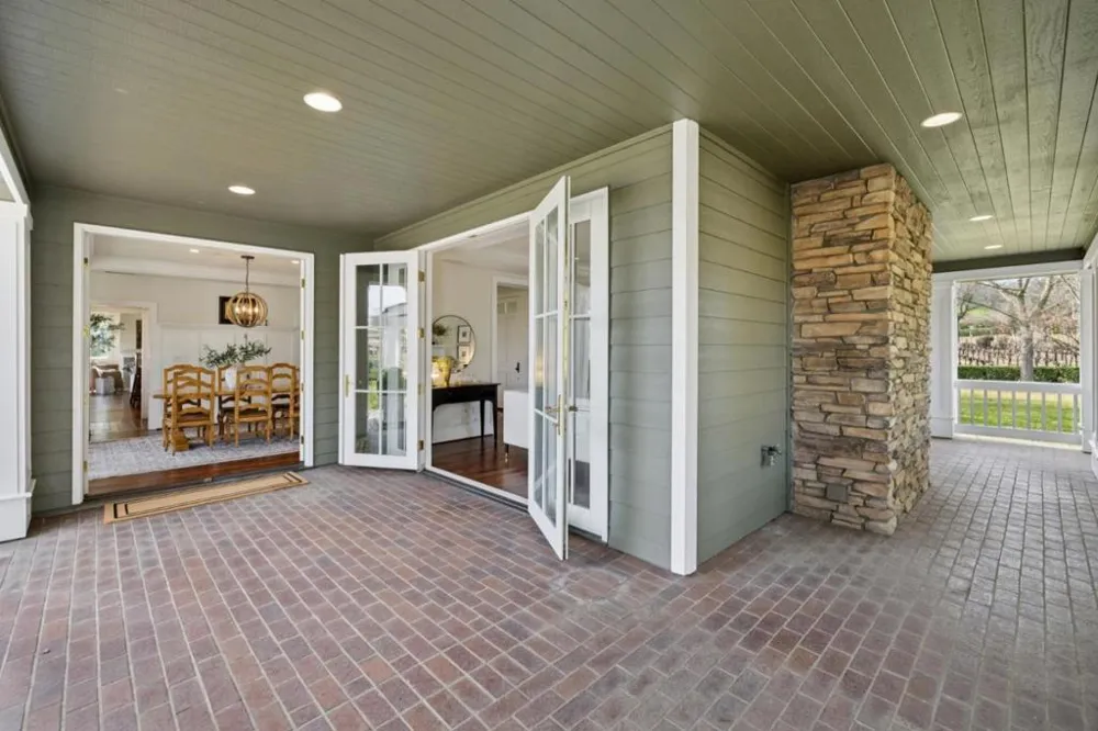1450 Lakeview Court San Martin, CA 95046