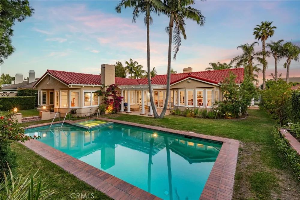 29 Santa Barbara Drive