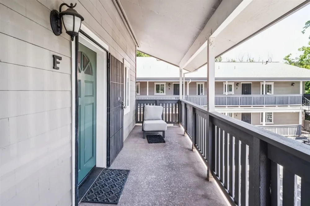 3839 Vineyard Ave #45 Pleasanton, CA 94566