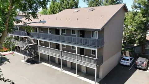 3839 Vineyard Ave #45