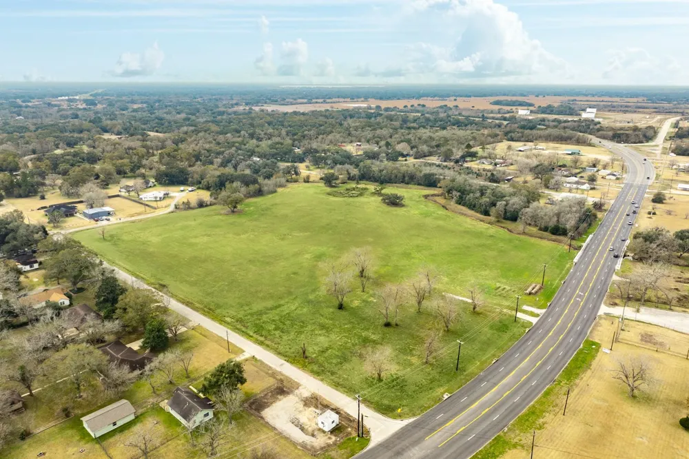 1311 West Brazos Ave West Columbia, TX 77486
