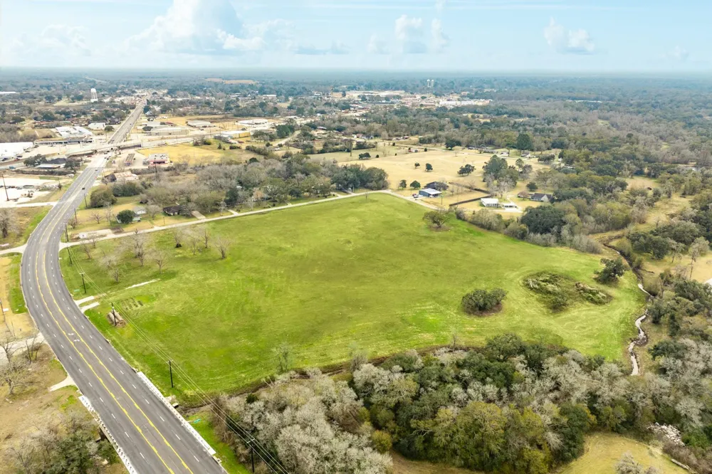 1311 West Brazos Ave West Columbia, TX 77486