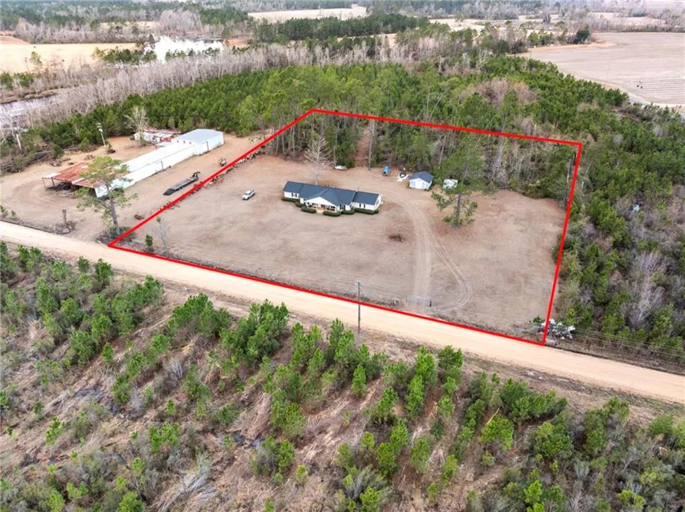 157 Walters Harrell Road Hazlehurst, GA 31539