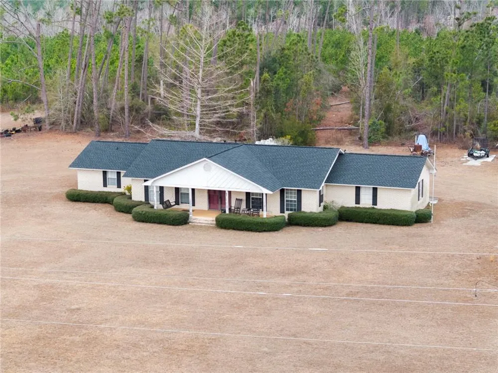 157 Walters Harrell Road Hazlehurst, GA 31539