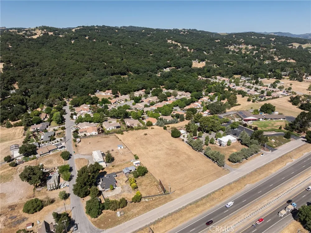 2400 Ramona Road Atascadero, CA 93422