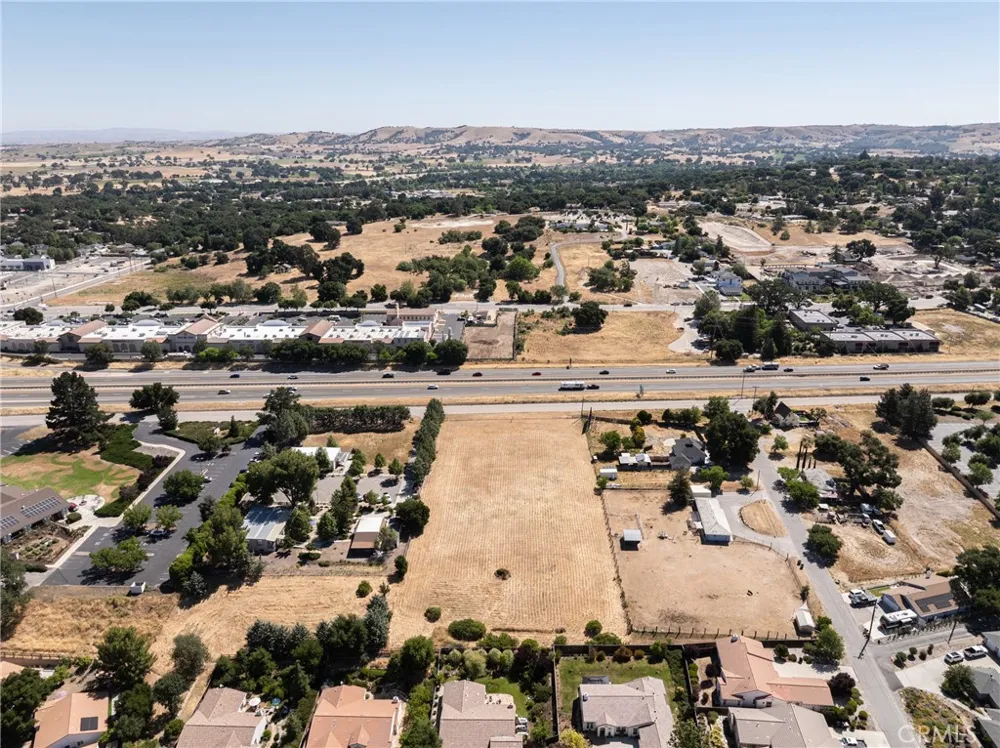 2400 Ramona Road Atascadero, CA 93422
