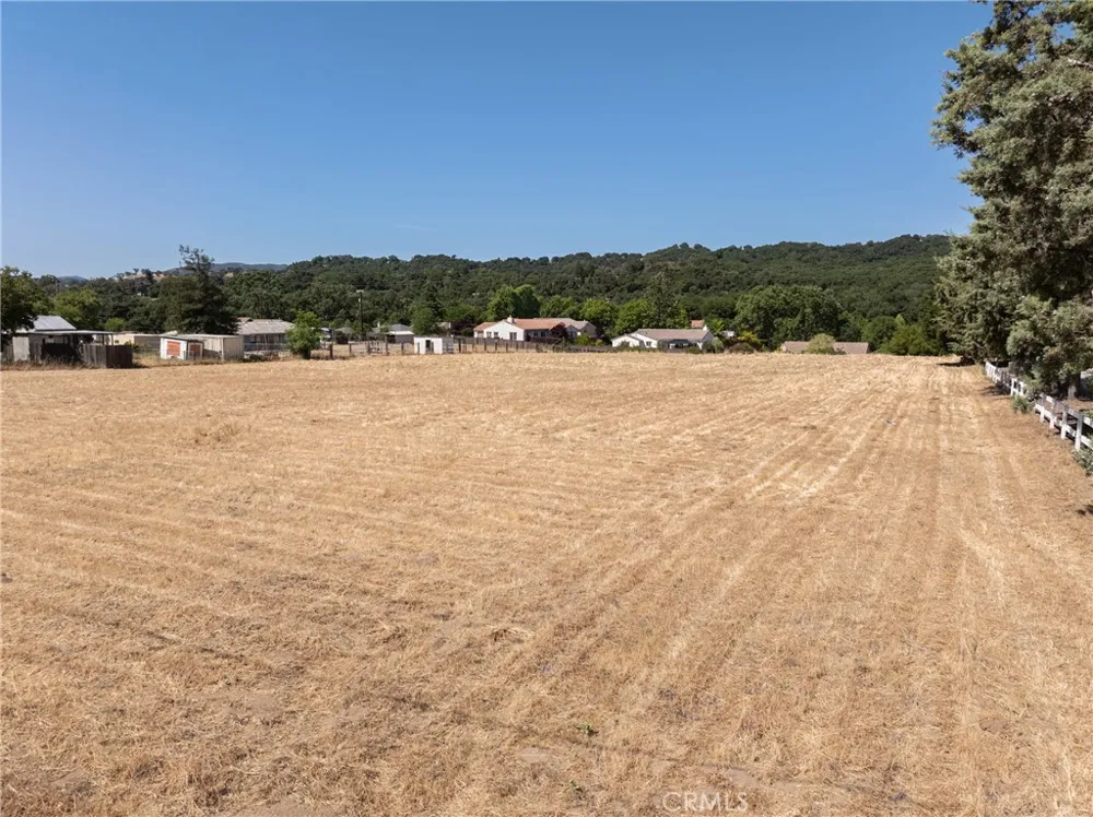 2400 Ramona Road Atascadero, CA 93422