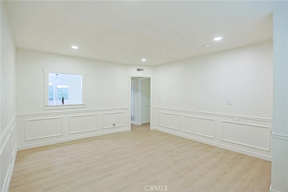 4109 W 5th #F2 Santa Ana, CA 92703