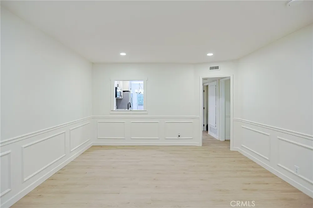 4109 W 5th #F2 Santa Ana, CA 92703