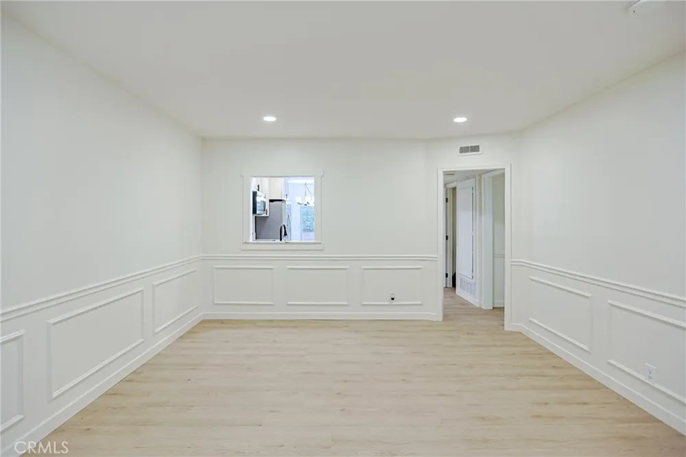 4109 W 5th #F2 Santa Ana, CA 92703