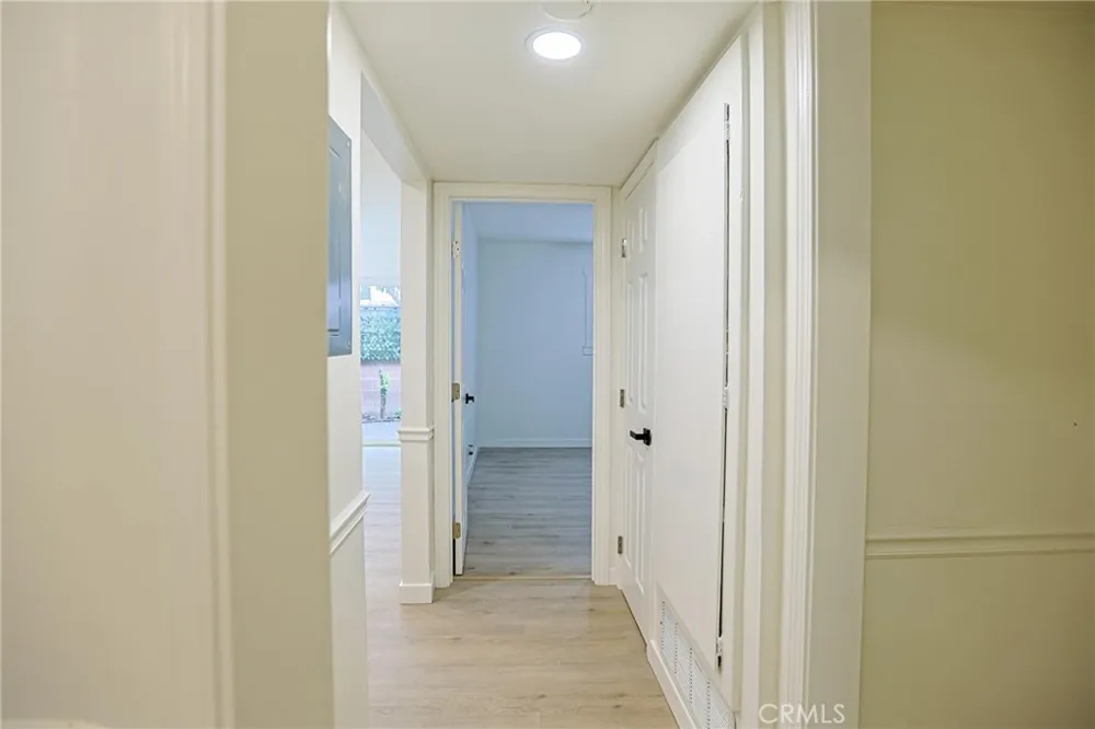 4109 W 5th #F2 Santa Ana, CA 92703