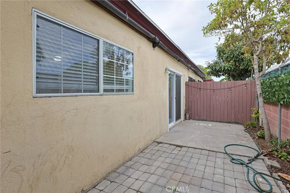 4109 W 5th #F2 Santa Ana, CA 92703