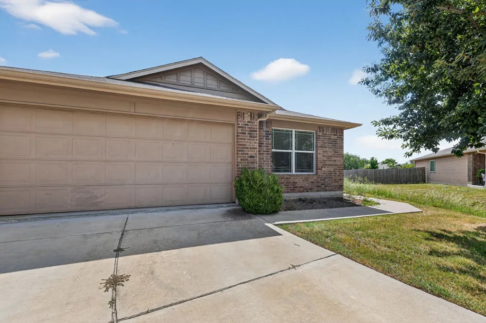 18320 Rock Sage Cove Elgin, TX 78621