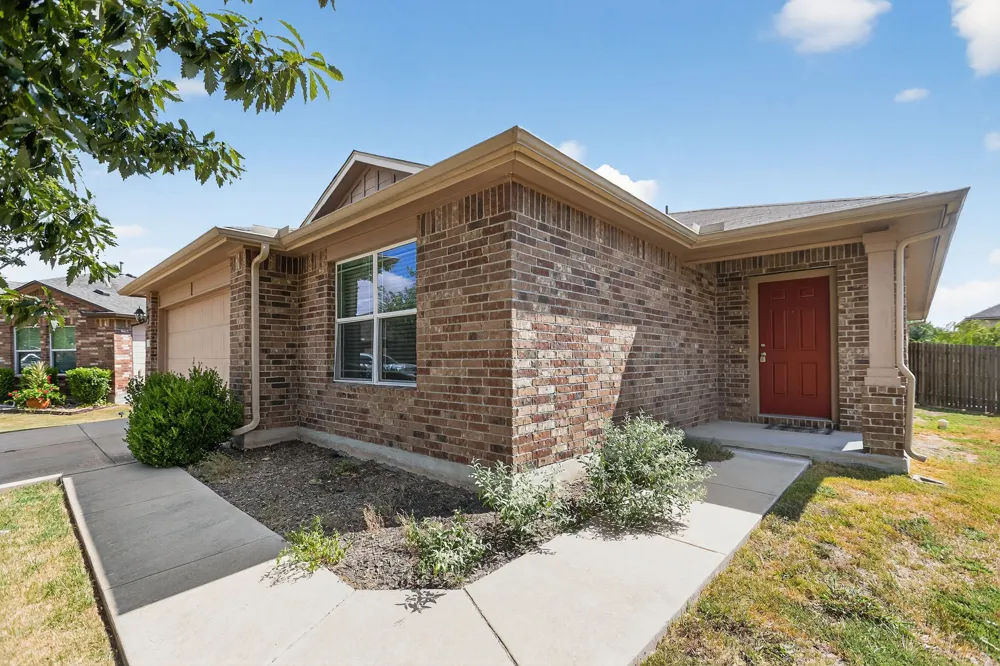 18320 Rock Sage Cove Elgin, TX 78621