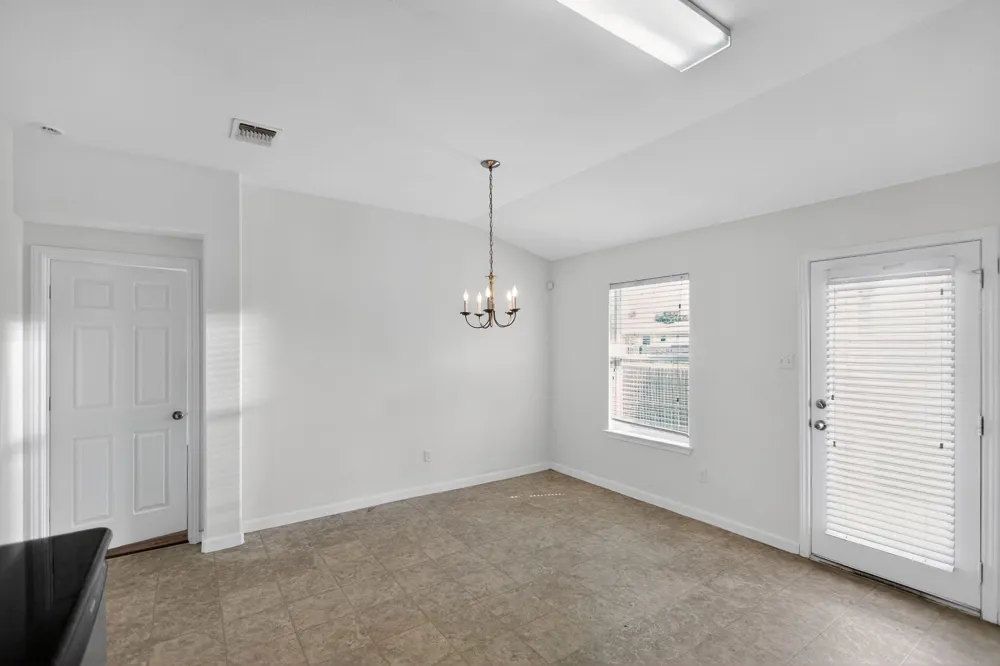 18320 Rock Sage Cove Elgin, TX 78621