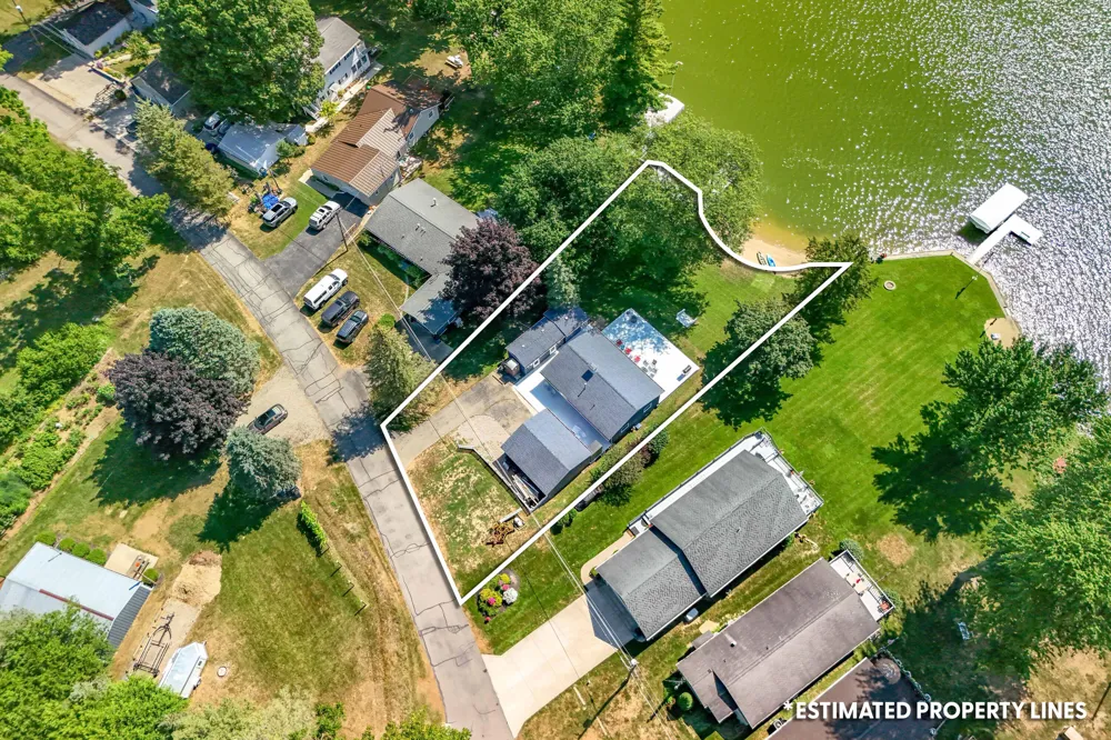 181 Dons Drive Quincy, MI 49082