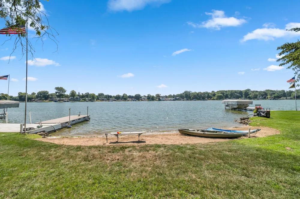 181 Dons Drive Quincy, MI 49082
