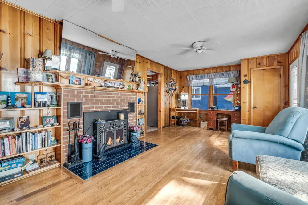 181 Dons Drive Quincy, MI 49082