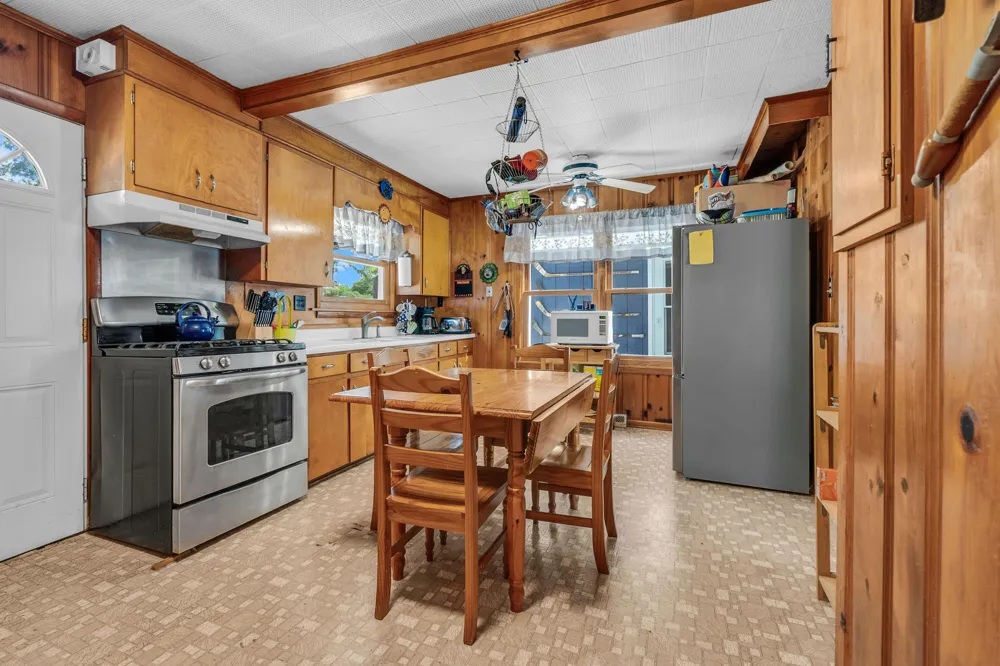181 Dons Drive Quincy, MI 49082