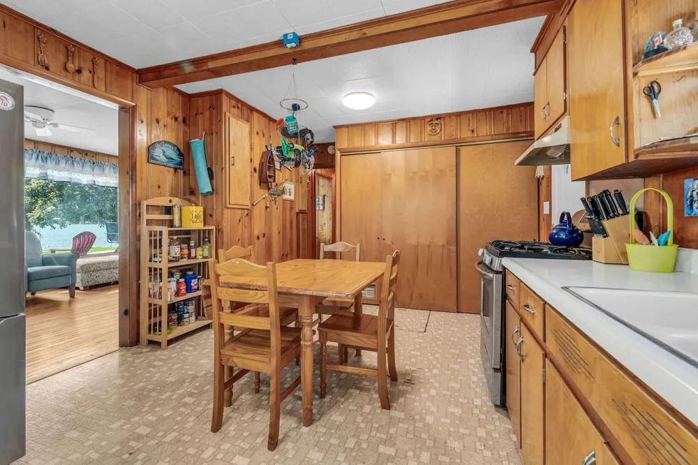 181 Dons Drive Quincy, MI 49082