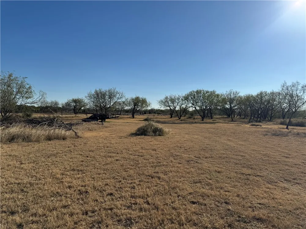 6323 County Road 1612 Portland, TX 78374