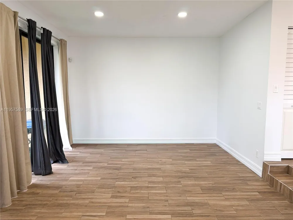 9151 Orchid Tree Ln #131 Pembroke Pines, FL 33024