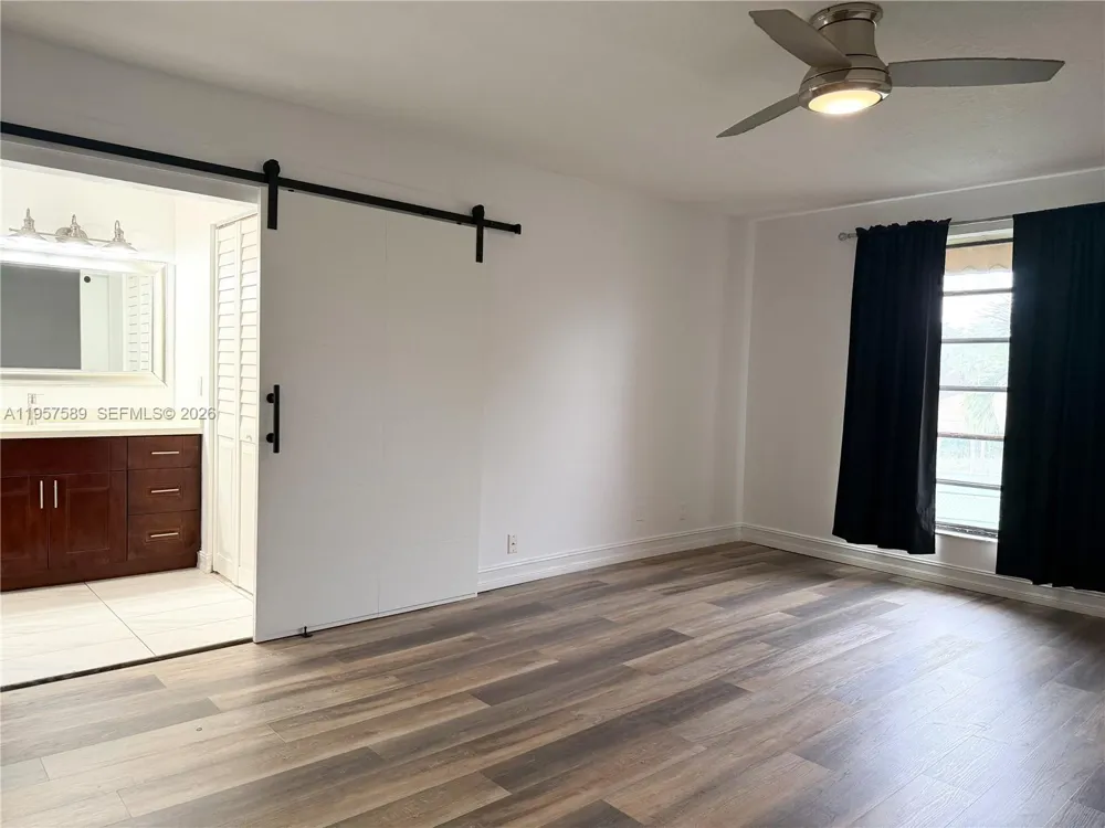 9151 Orchid Tree Ln #131 Pembroke Pines, FL 33024