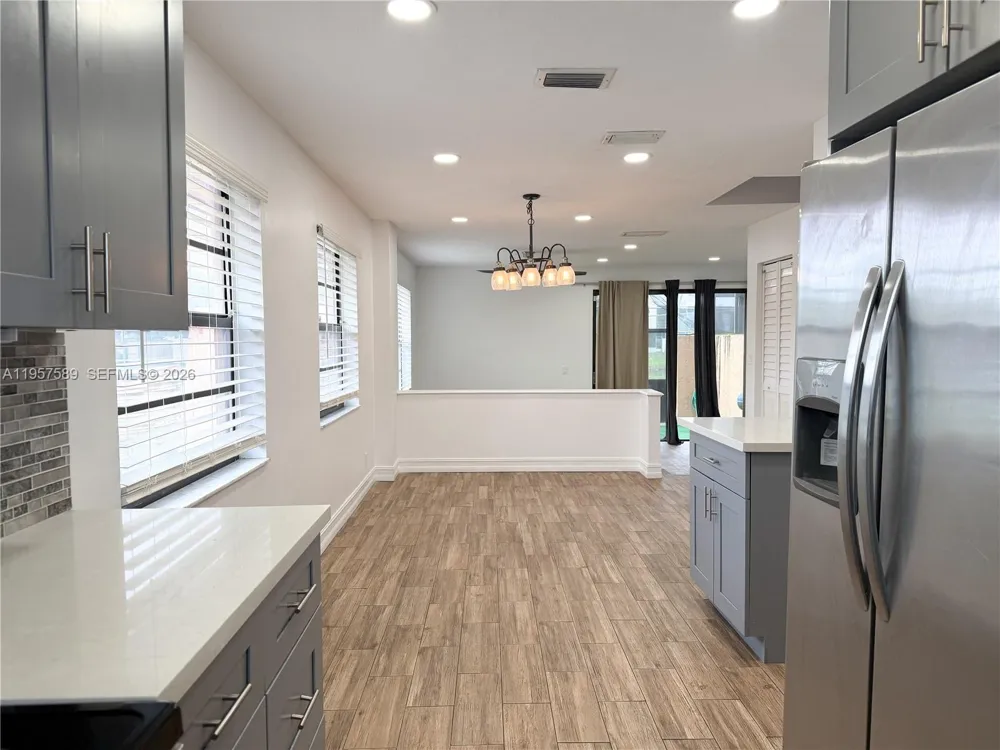 9151 Orchid Tree Ln #131 Pembroke Pines, FL 33024