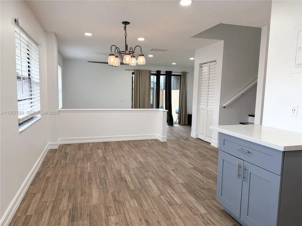 9151 Orchid Tree Ln #131 Pembroke Pines, FL 33024