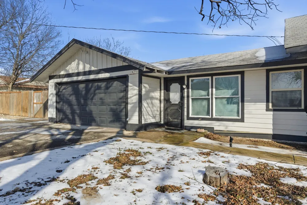 1317 4th Street Graham, TX 76450