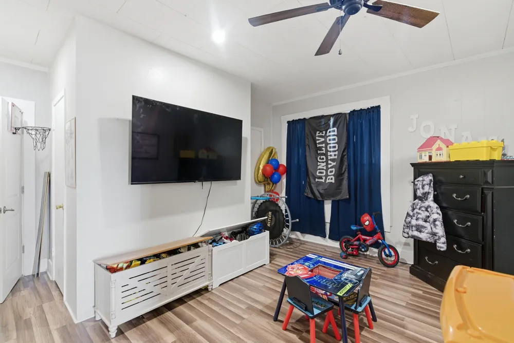 1317 4th Street Graham, TX 76450