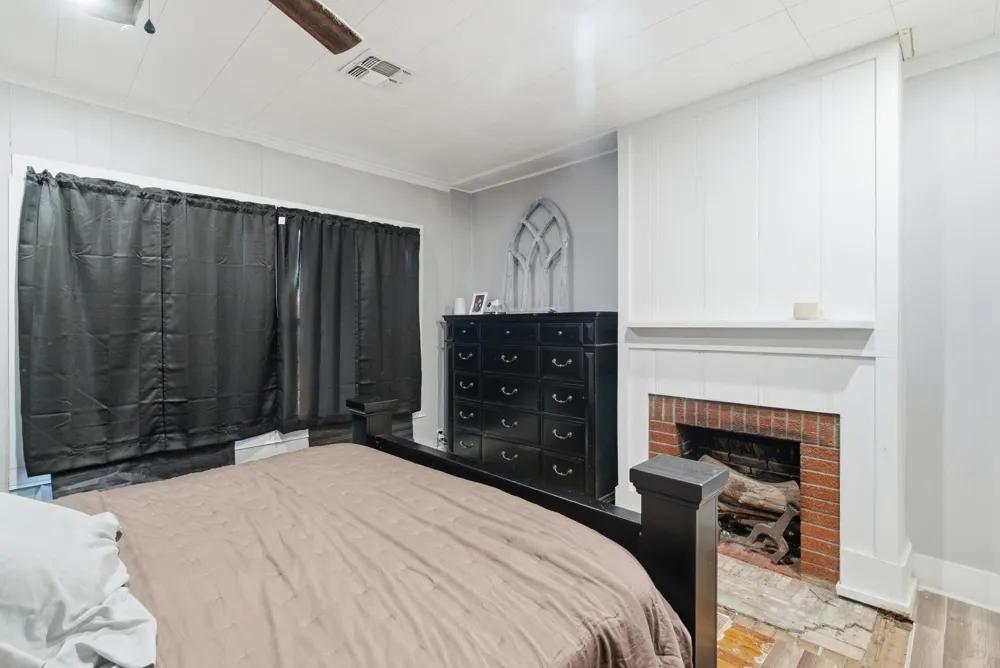 1317 4th Street Graham, TX 76450