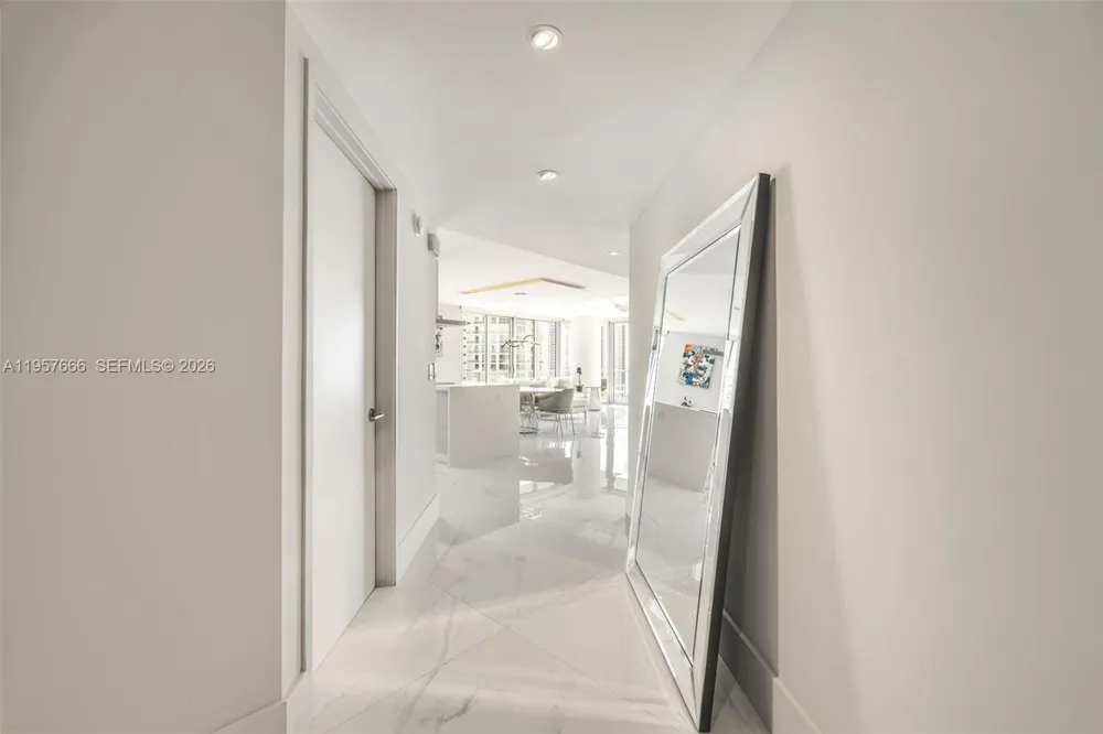 300 Sunny Isles Blvd #4-2202 Sunny Isles Beach, FL 33160