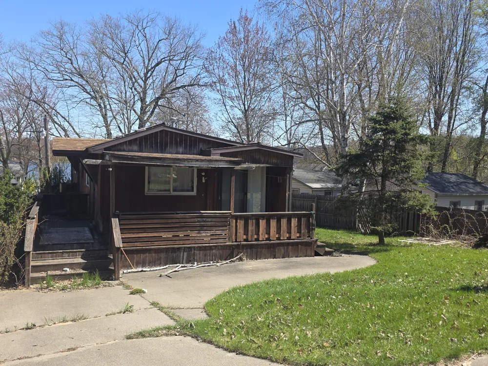 6772 Claeys Drive Sherman Township, MI 49410