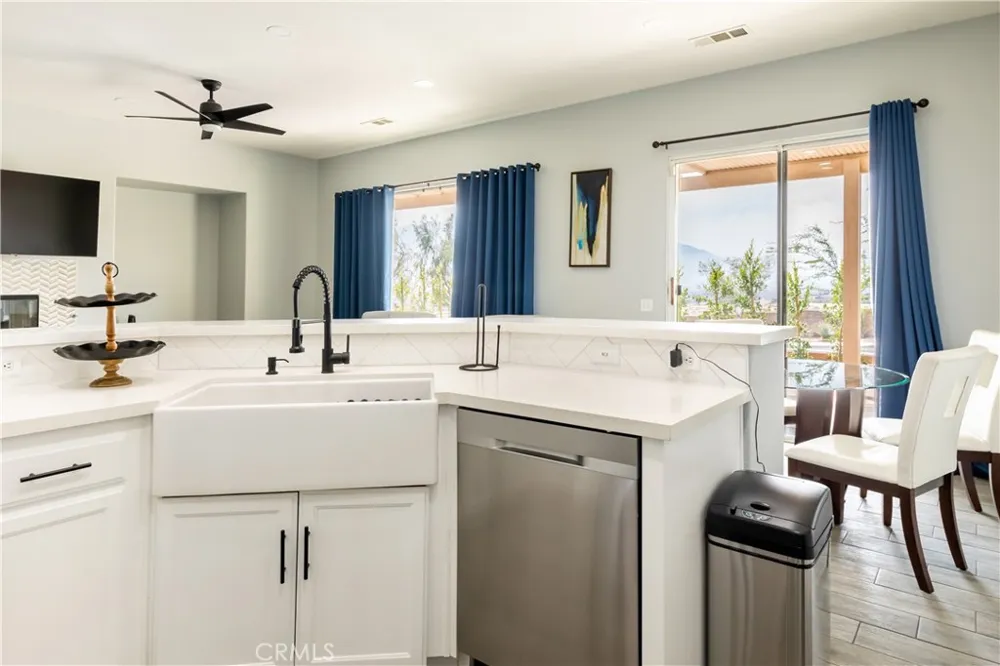 13581 Mountain Top Desert Hot Springs, CA 92240